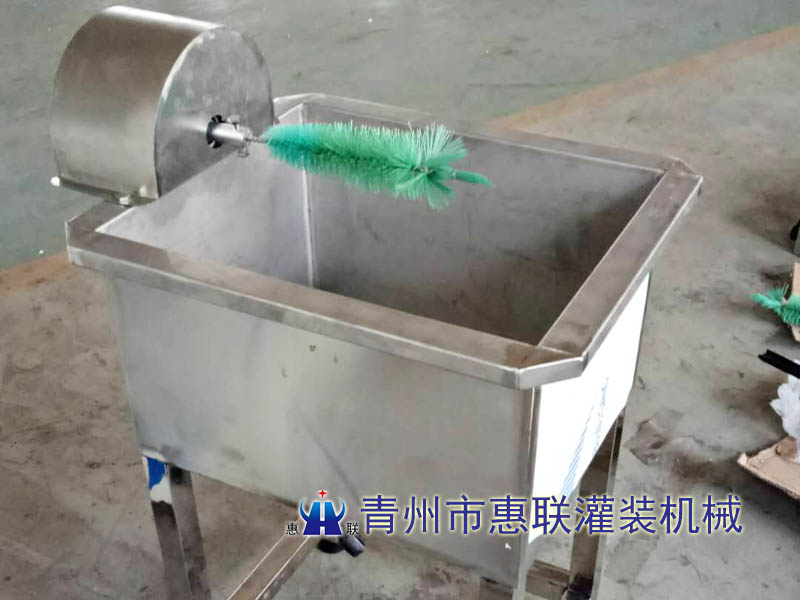 簡(jiǎn)易單頭毛刷洗瓶機(jī)